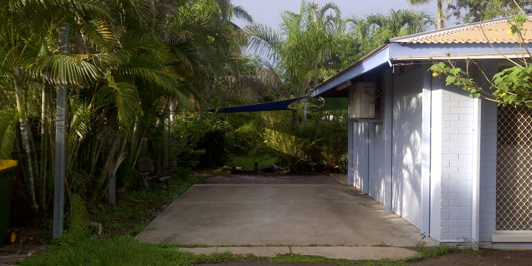 IMG-20111215-00065