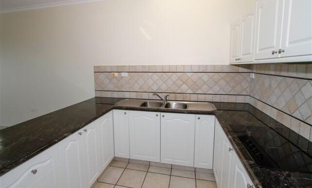 12.336 Casuarina Drive (4)