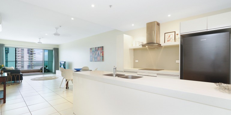 Kitchen Lounge