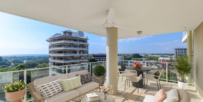 Balcony 3